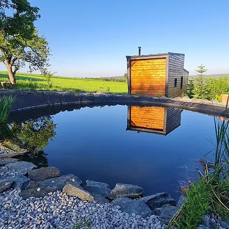 Tiny House Pod Tresni Villa Kaznejov Exterior photo